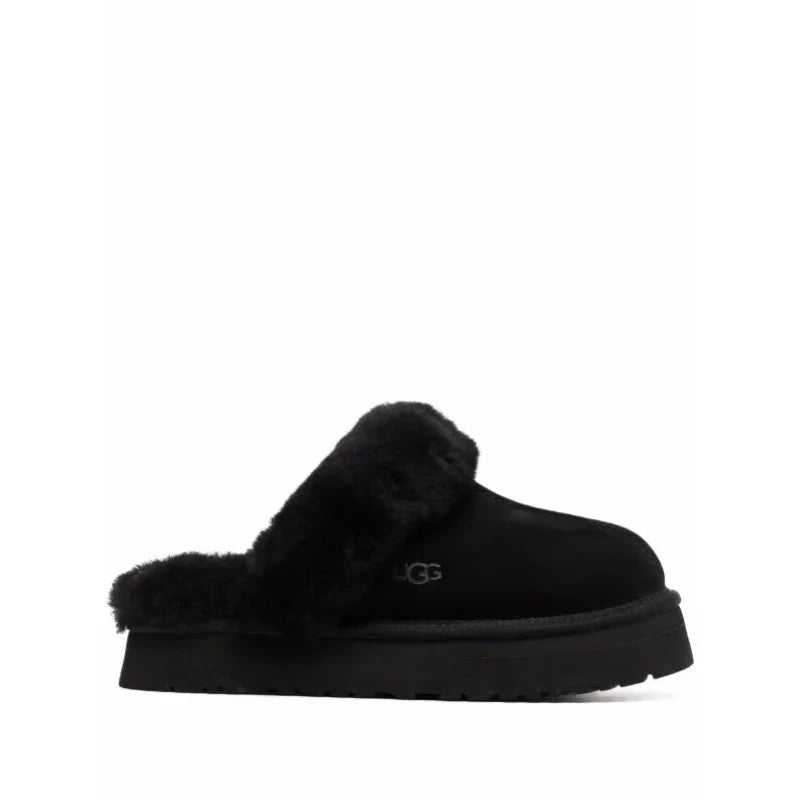 UGG
 
disqutte
 
black