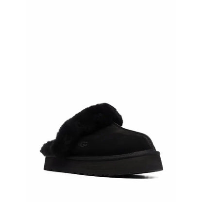 UGG
 
disqutte
 
black