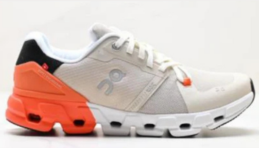 ON Cloudflyer 4